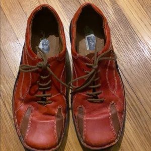 39 8.5 9 Comfortable Josef Seibel Red LaceUp Shoes